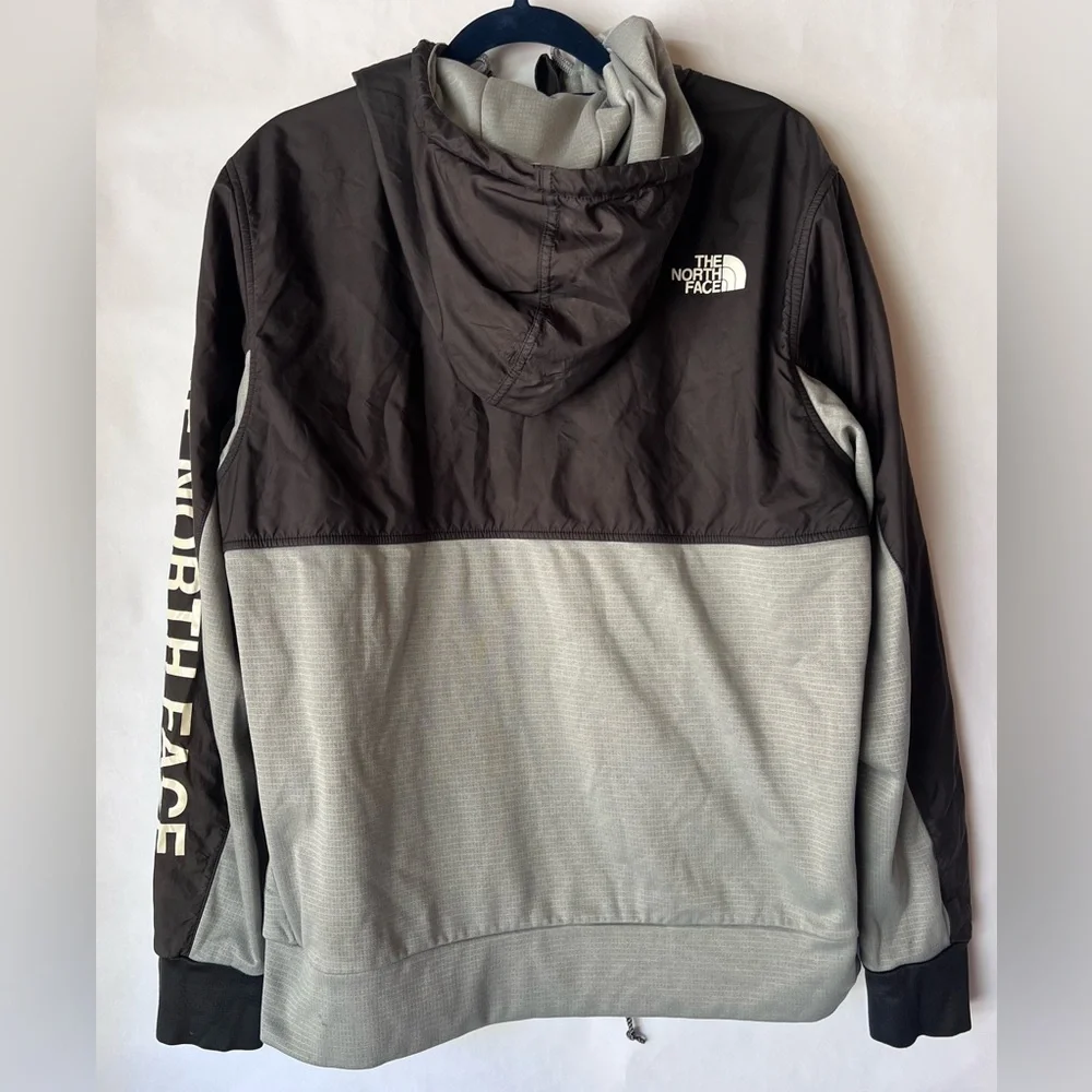 The North Face Men's‎ Windbreak Jacket size small